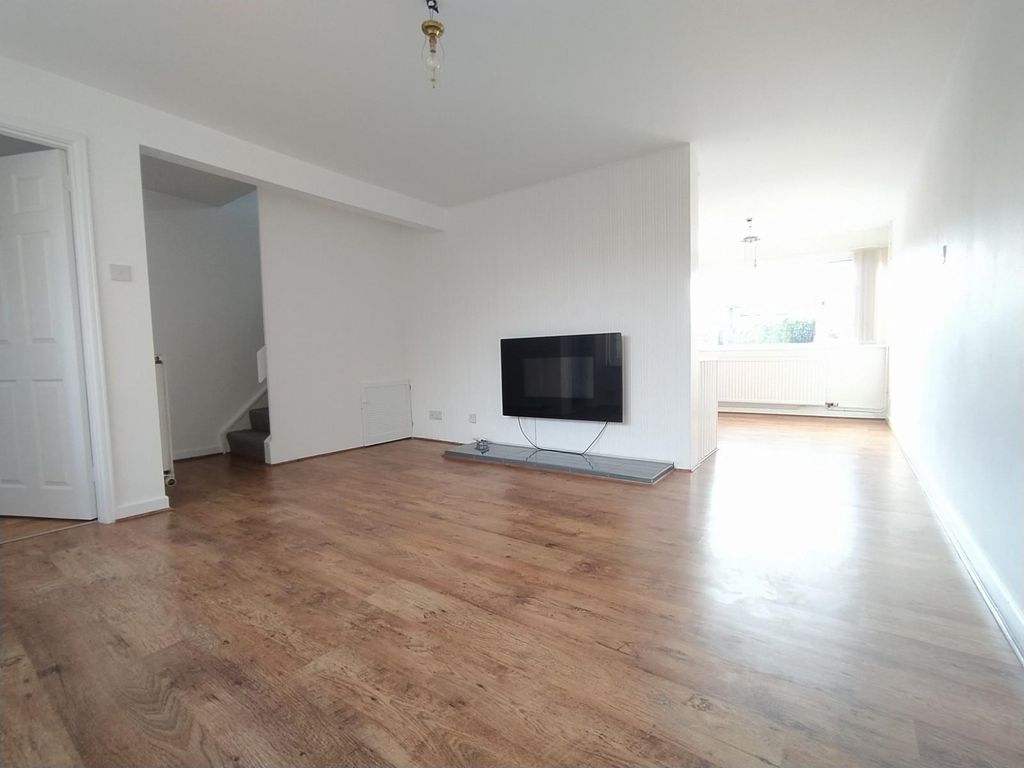 Property photo 2 of 10 Image