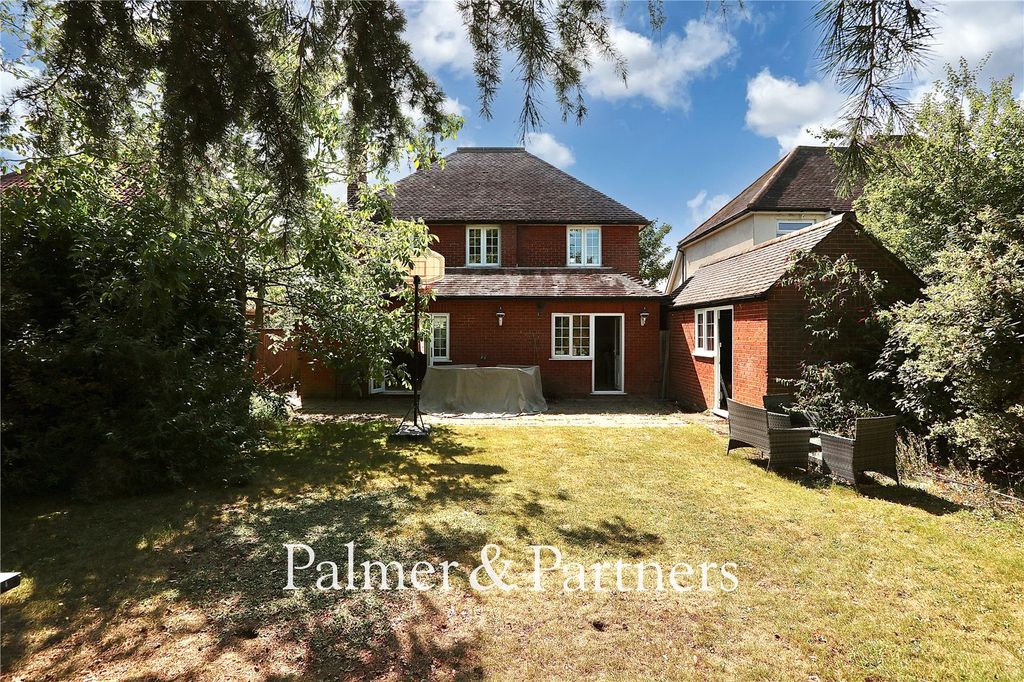 Property photo 2 of 28 Picture No. 05
