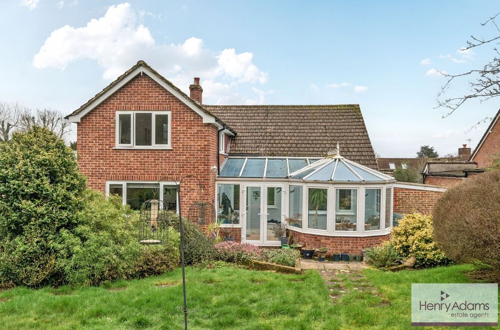 Additional image 18 of 5 bed detached bungalow for salePulens Lane, Petersfield GU31