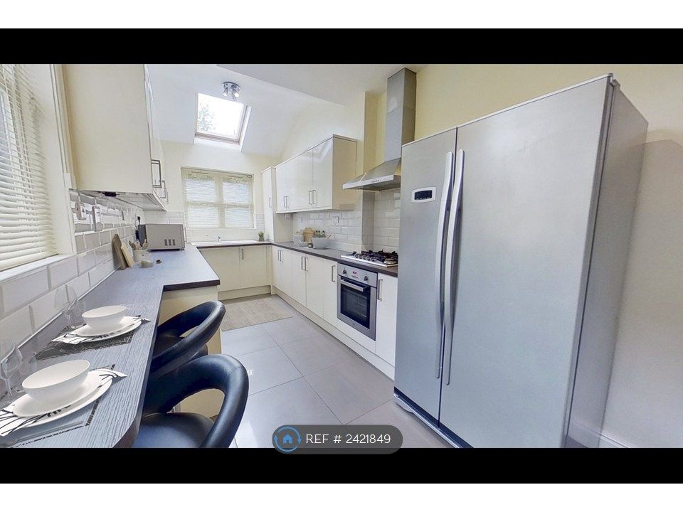 Property photo 2 of 13 Kitchen