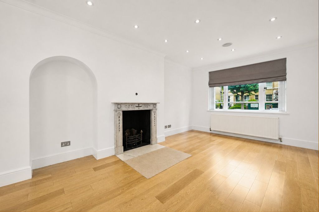 Property photo 3 of 22