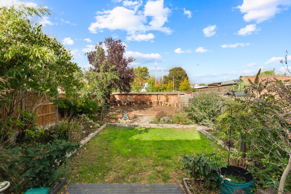 Property photo 3 of 23 5549504
