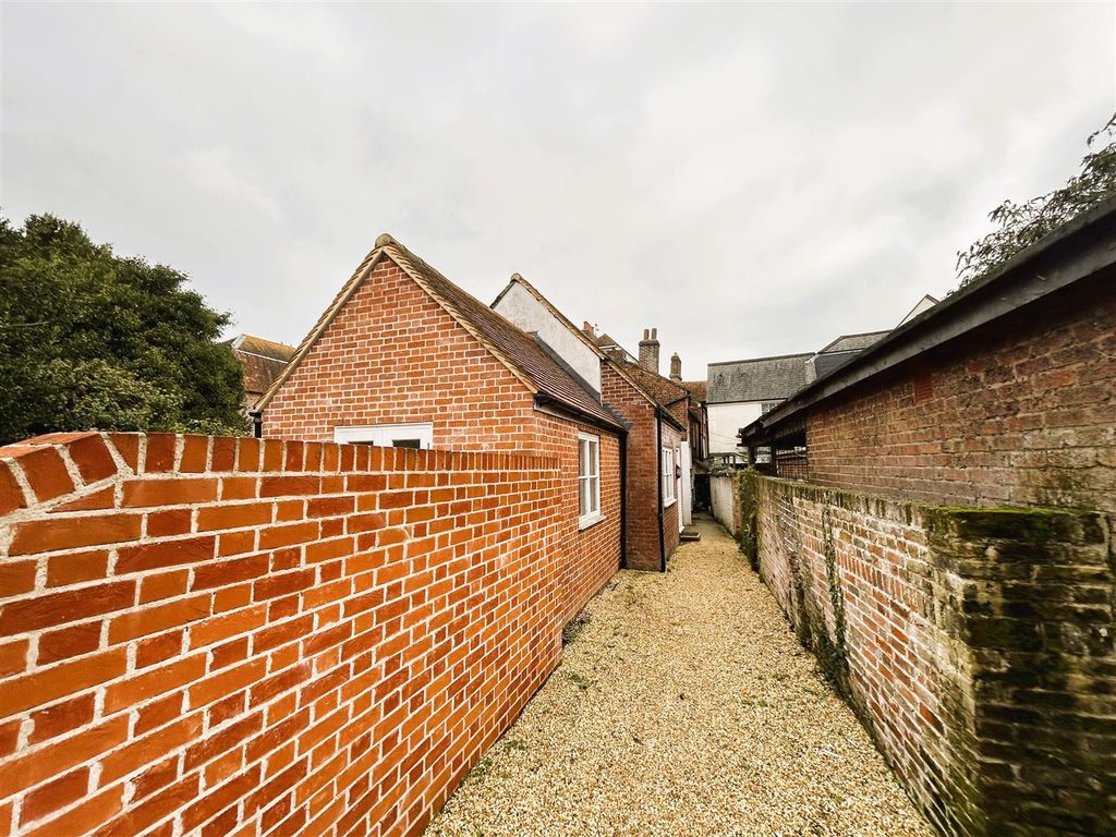 Property photo 2 of 8 Ixouqlj76Kiodgospdjcha.Jpg