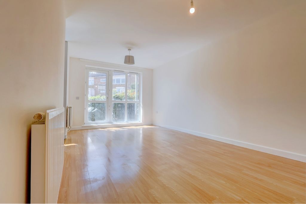 Property photo 3 of 7 Picture No. 05