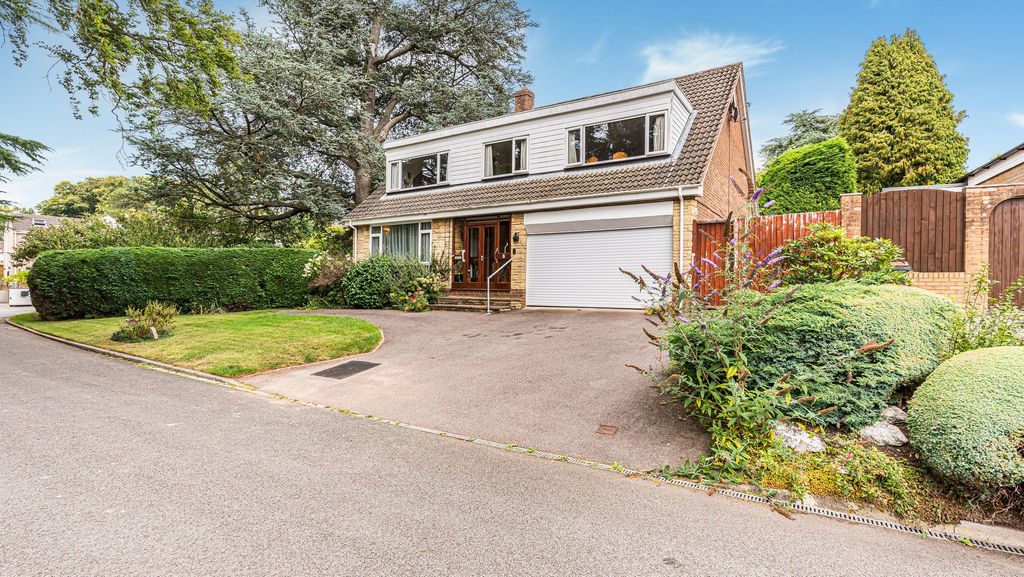 Property photo 1 of 34