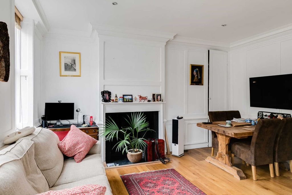 Property photo 3 of 7