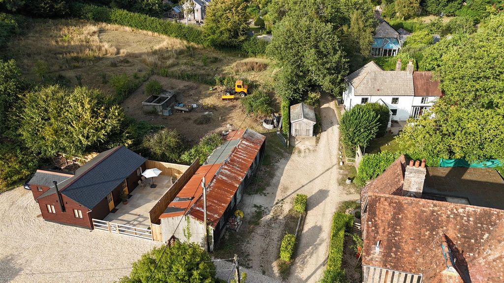 Property photo 2 of 12 Dji_20240726045931_0102_D.Jpg