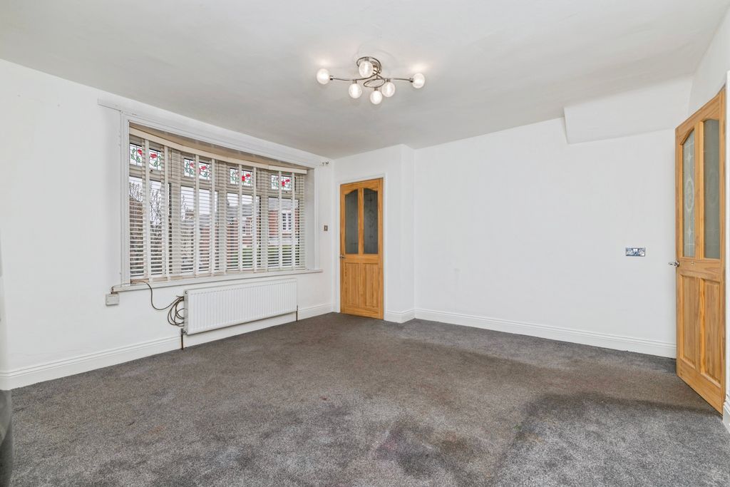 Property photo 2 of 15 Living Room