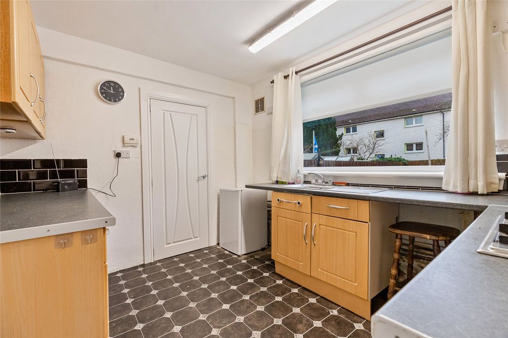 Property photo 3 of 27 Picture No. 34