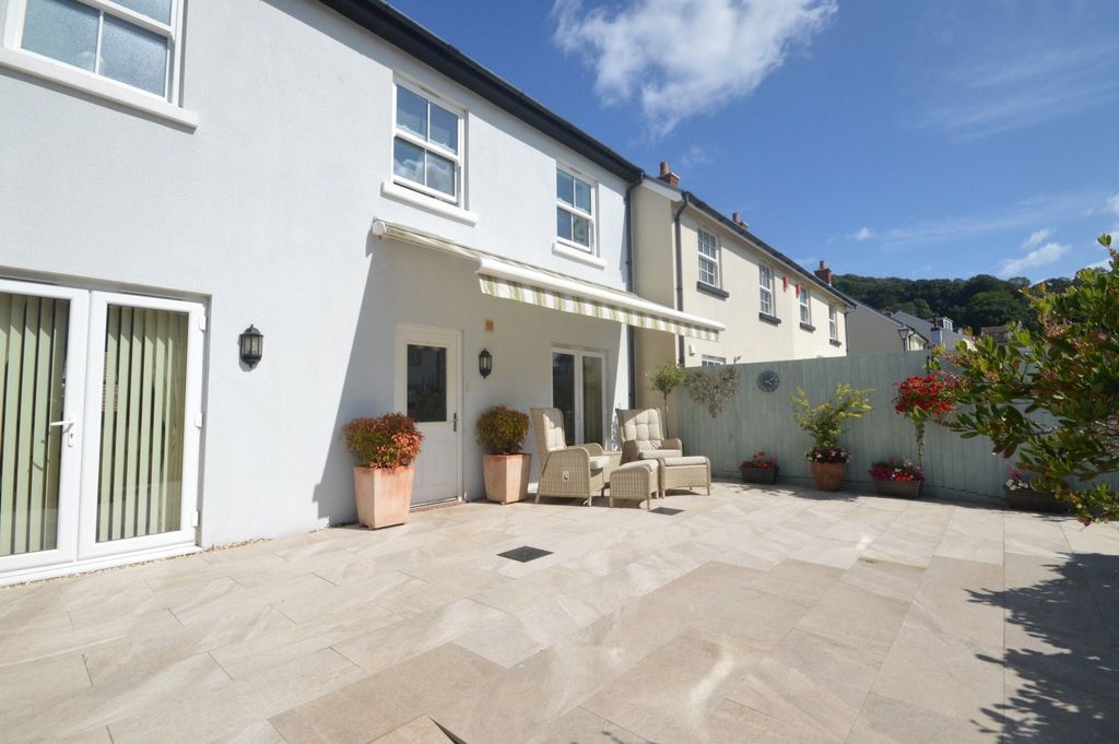 Property photo 2 of 18 Picture No. 49