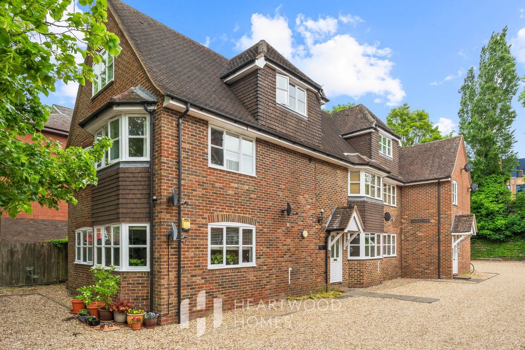 Property photo 3 of 13