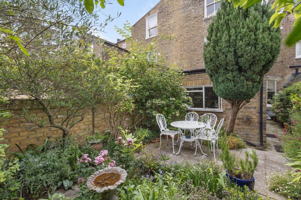 Property photo 3 of 14 Image