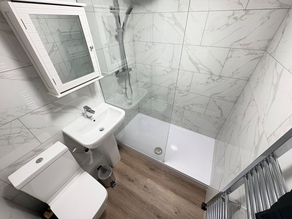 Property photo 2 of 4 Picture No. 07