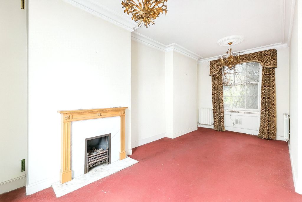 Property photo 2 of 12 Principal Reception