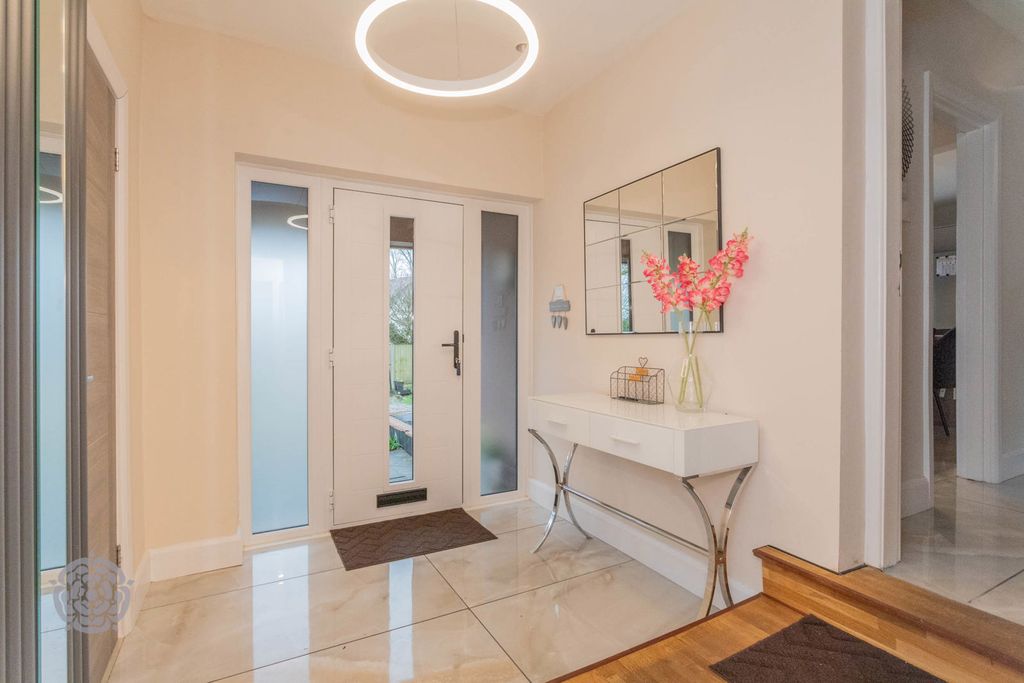 Property photo 3 of 36 Photograph