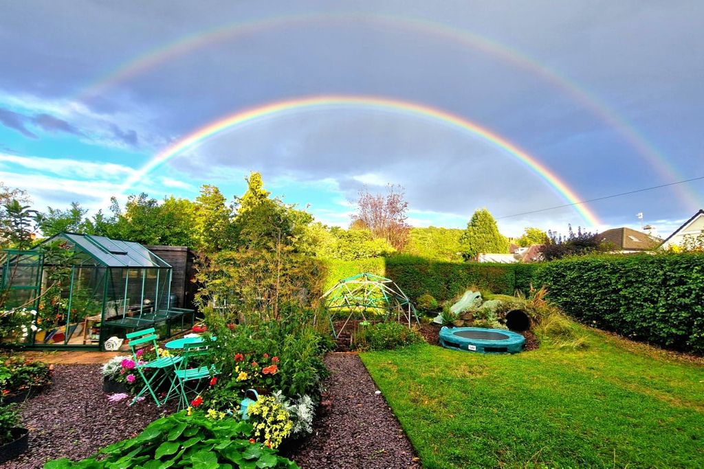 Property photo 1 of 27