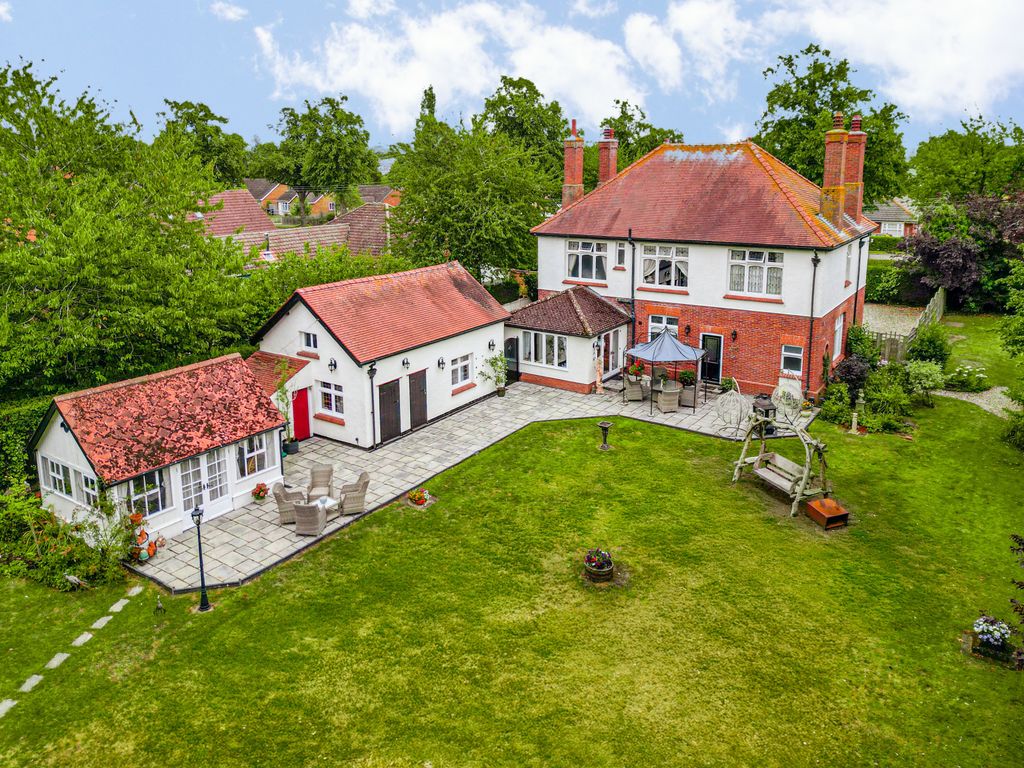 Property photo 1 of 38