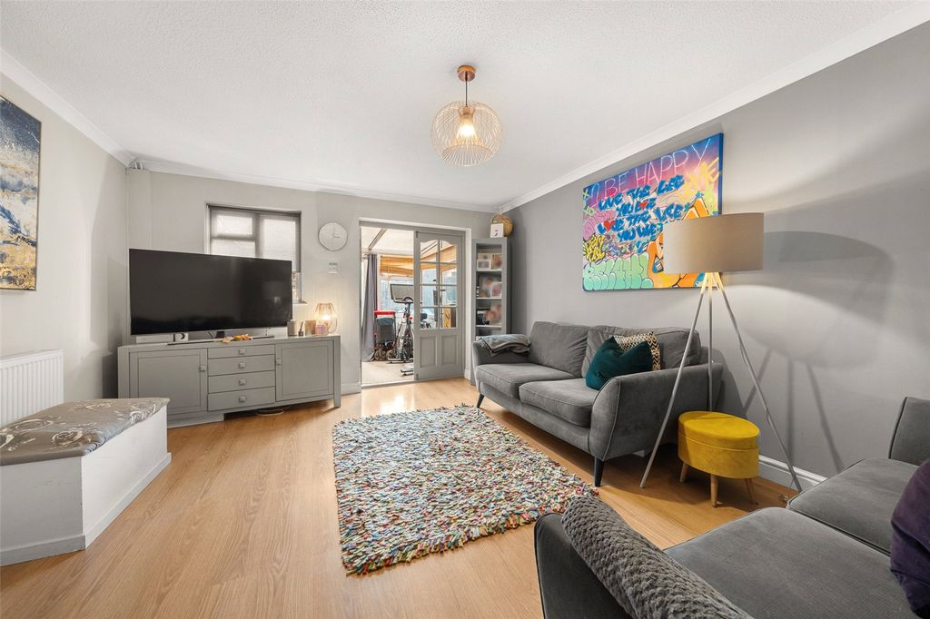 Property photo 2 of 10 Picture No. 16