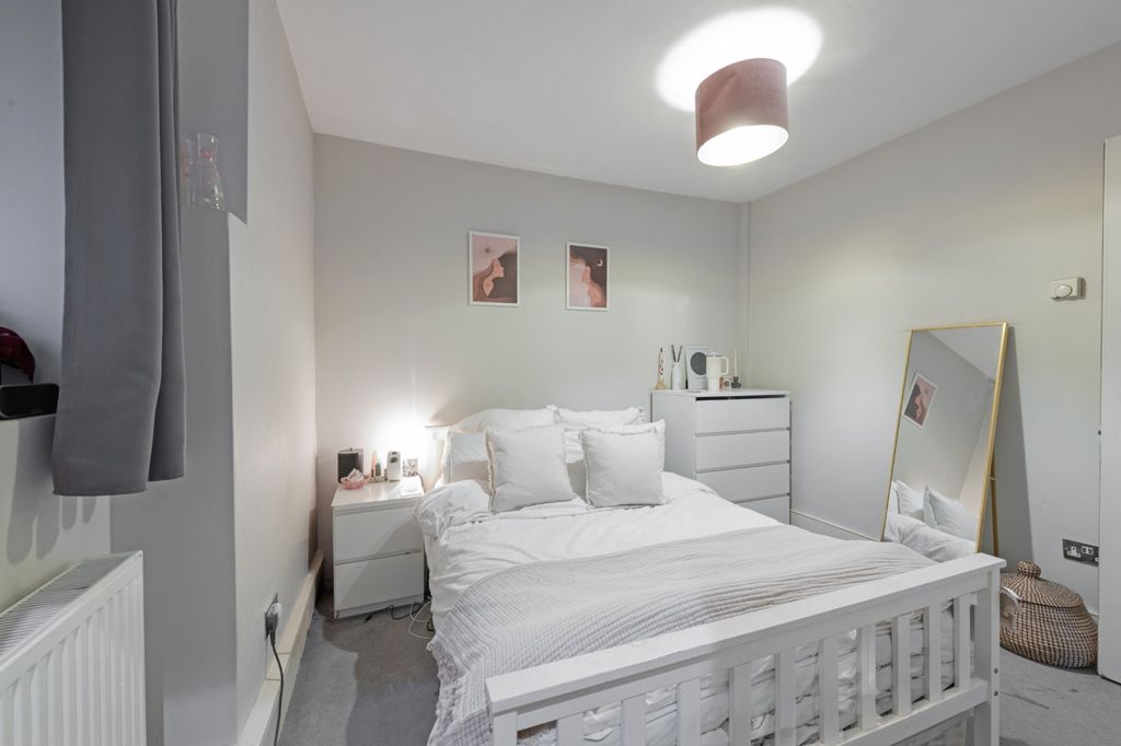 Property photo 2 of 5 Picture No. 02