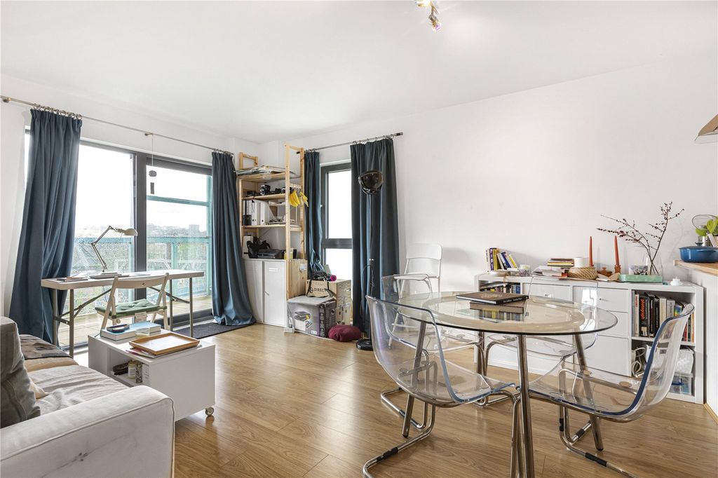 Property photo 2 of 10 Picture No. 01