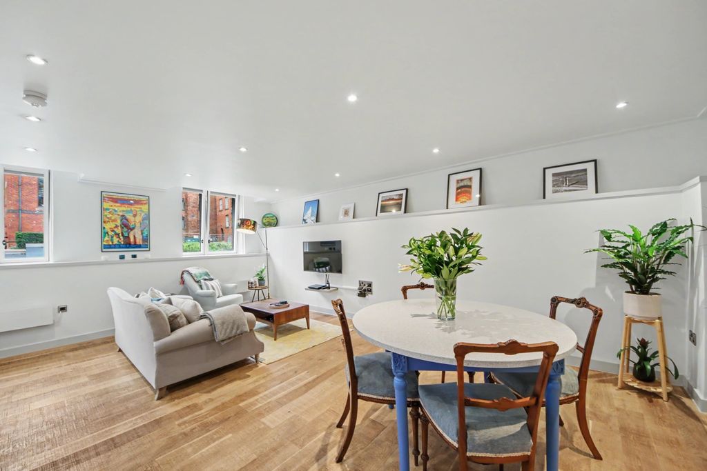 Property photo 1 of 21 Img_1242