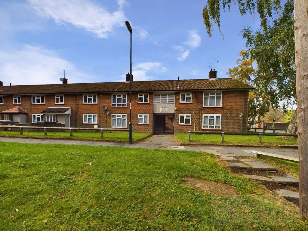 Property photo 2 of 11