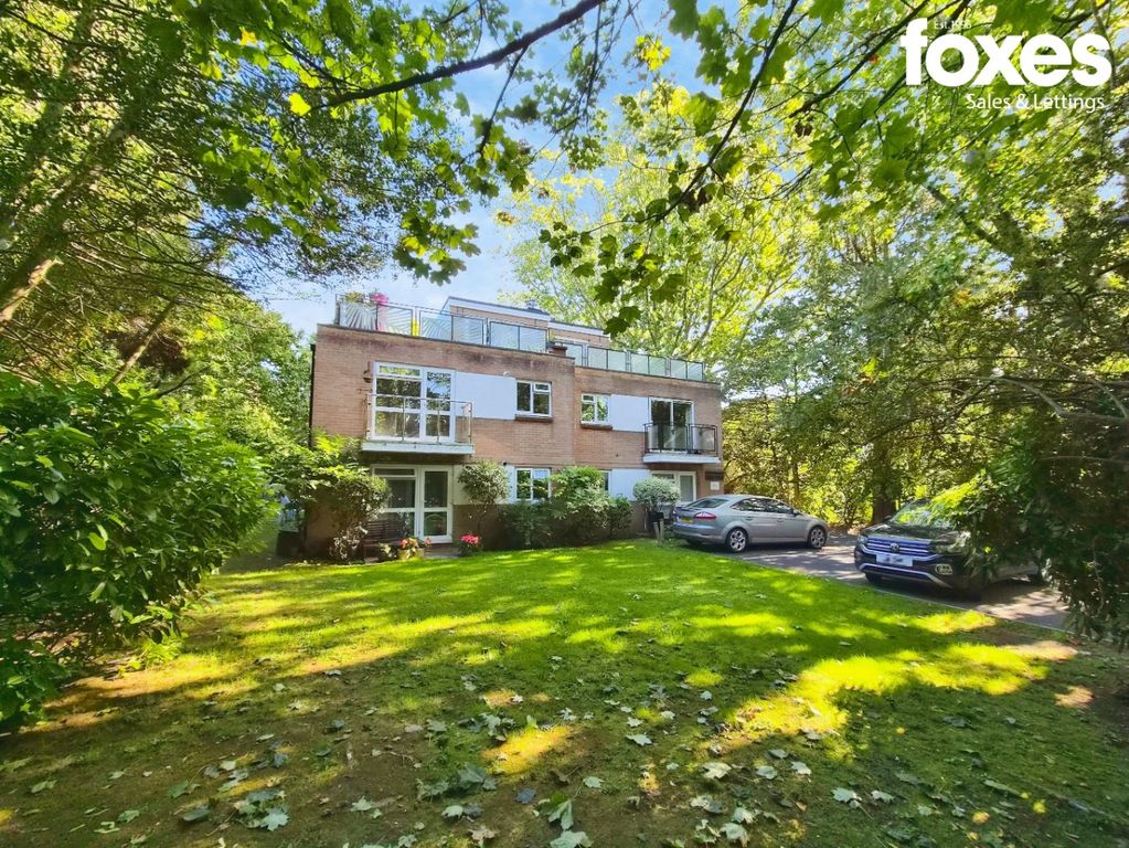 Property photo 1 of 17 5587370