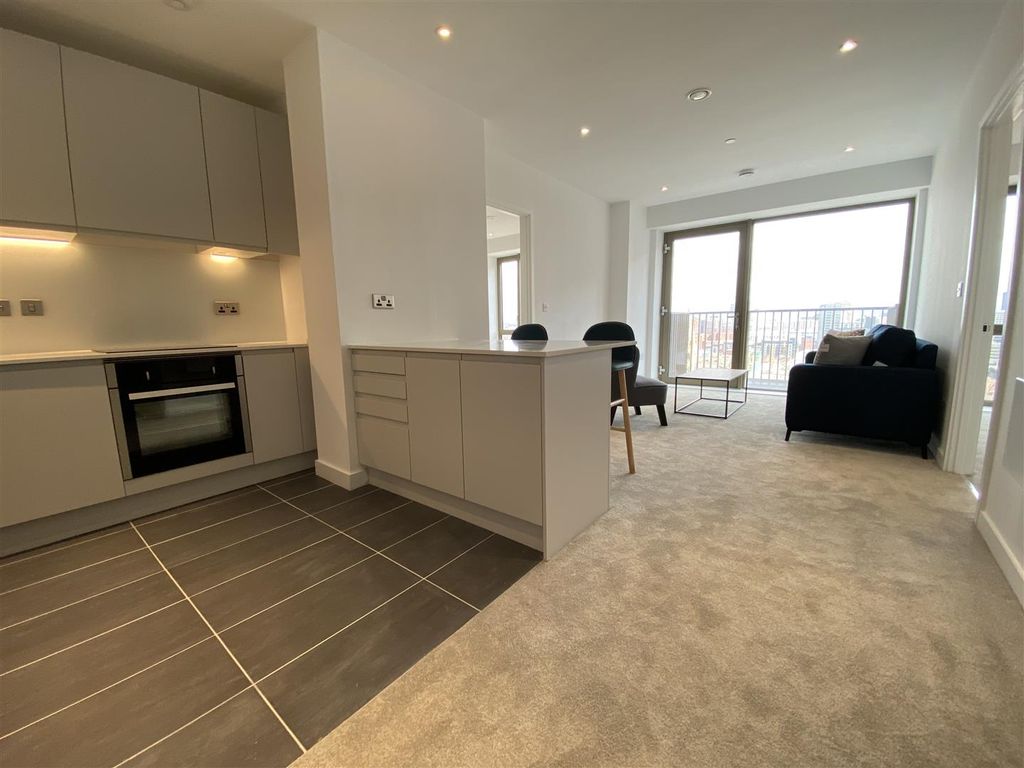 Property photo 3 of 22