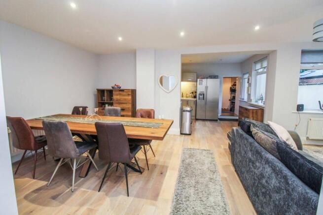 Property photo 3 of 15 3.Jpeg