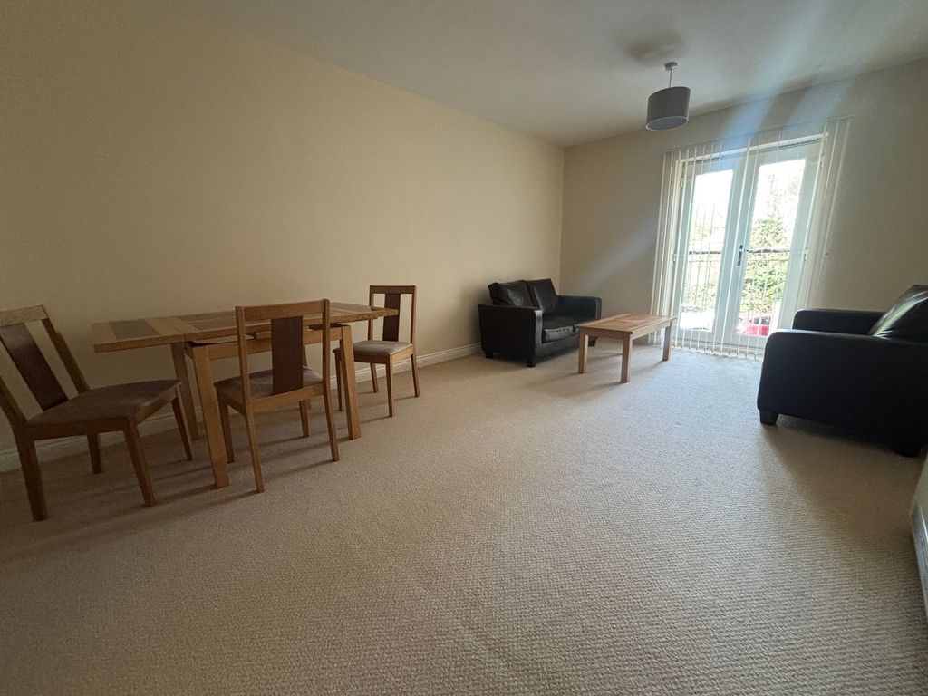 Property photo 2 of 5 Image