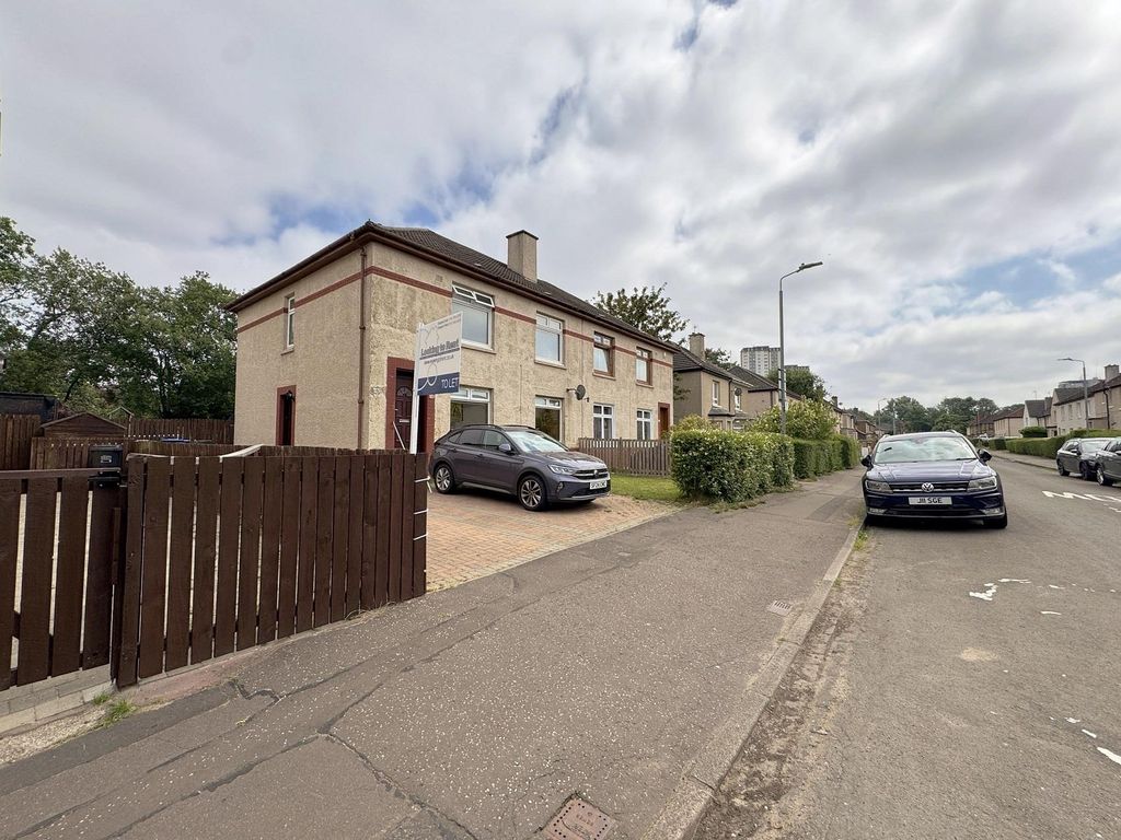 Property photo 2 of 26