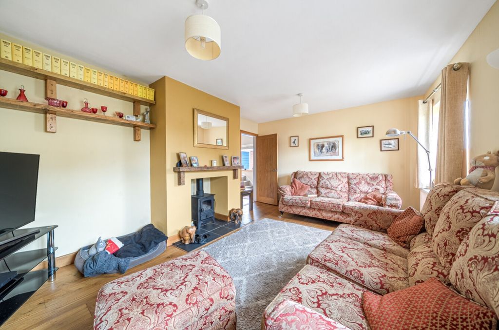 Property photo 2 of 23 1332572-15-688A946787298