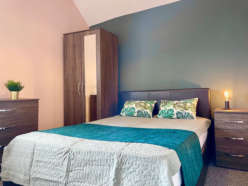 Property photo 2 of 3