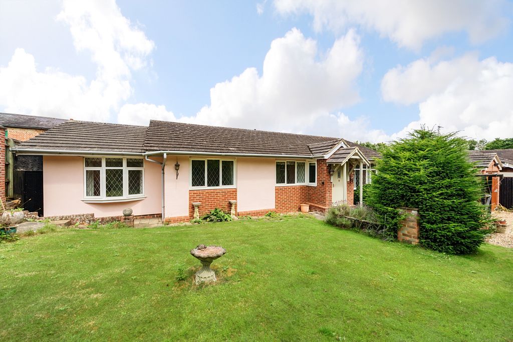 Property photo 1 of 17 Picture No. 04