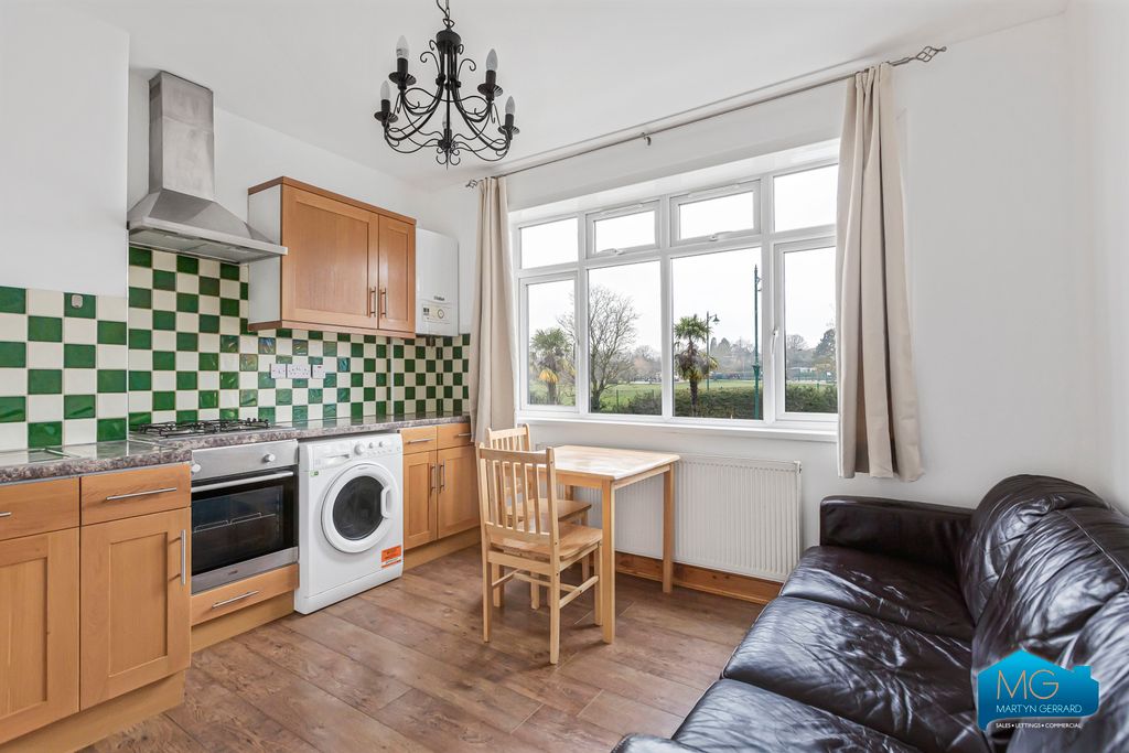Property photo 1 of 10 Picture No. 23