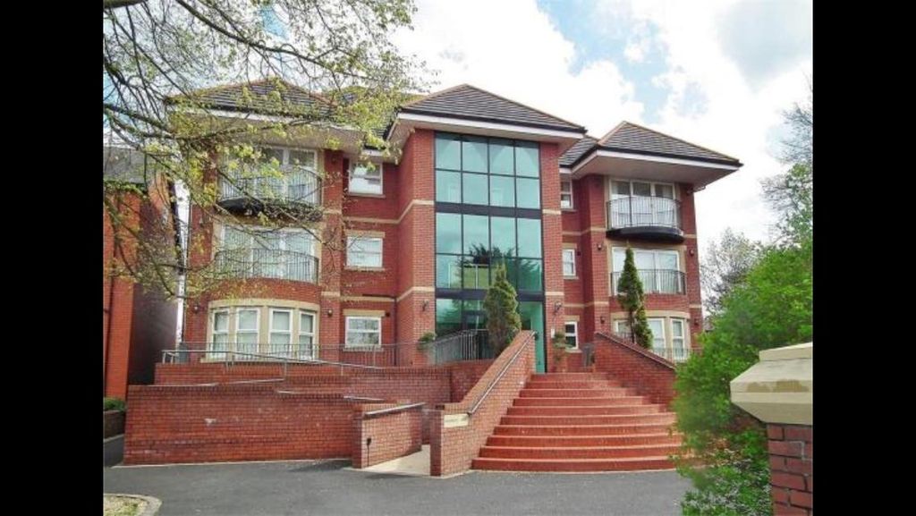 Property photo 1 of 31 5158351