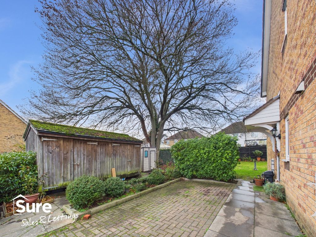 Property photo 2 of 14 4784142