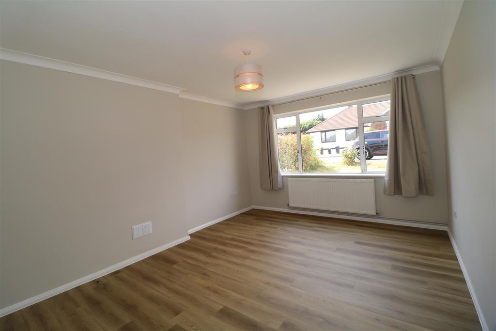 Property photo 2 of 10 Living Room.Jpg