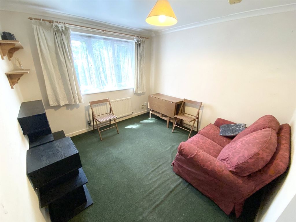 Property photo 3 of 8 Picture No. 22