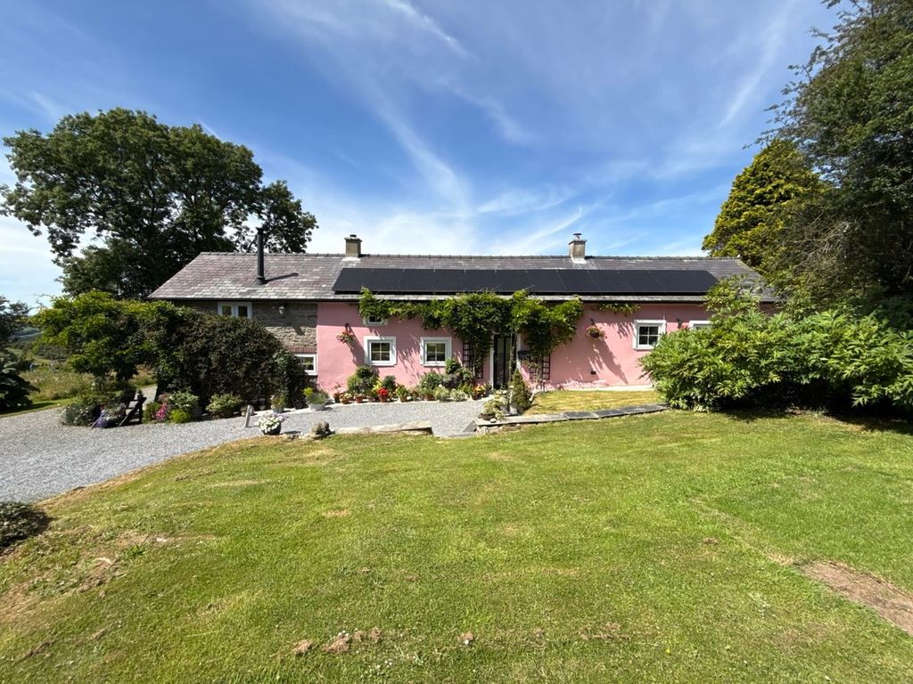 Property photo 2 of 65