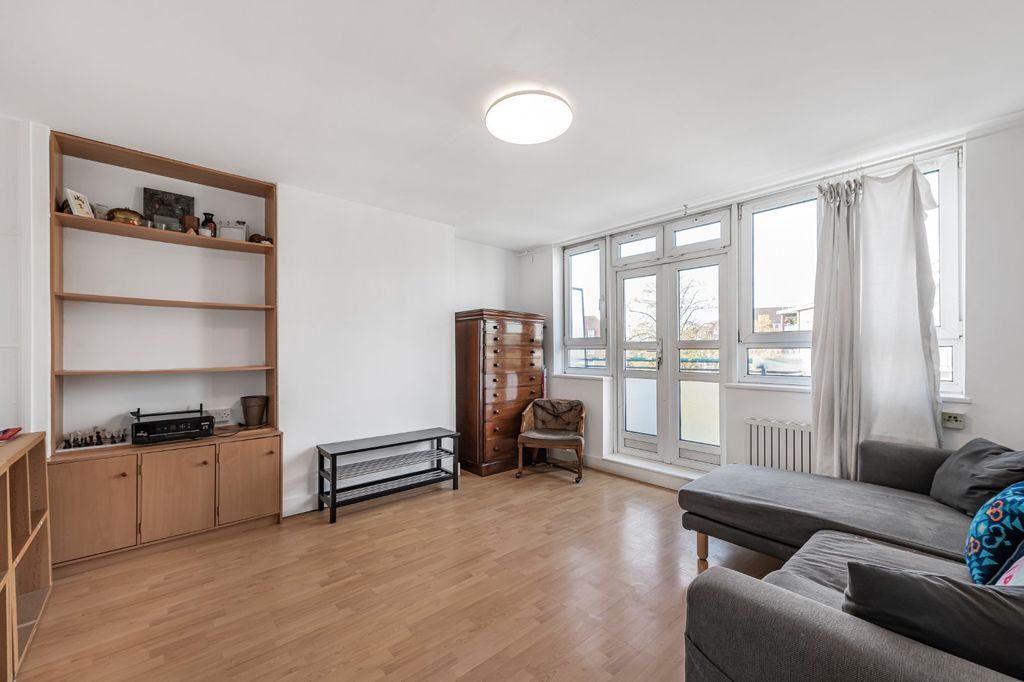 Property photo 1 of 9 Living Area