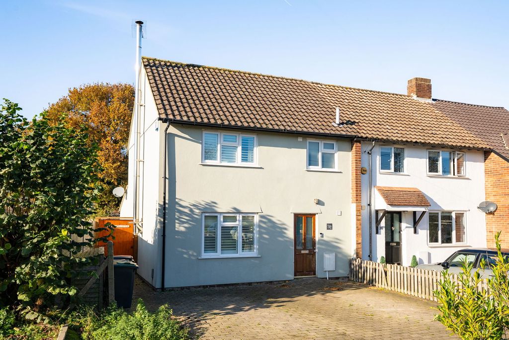 Property photo 1 of 18