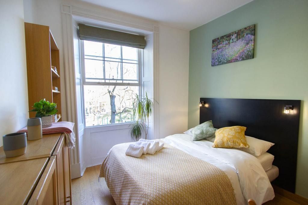 Property photo 1 of 5 1112680