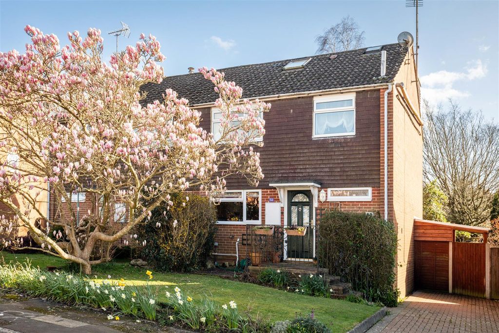 Property photo 1 of 18