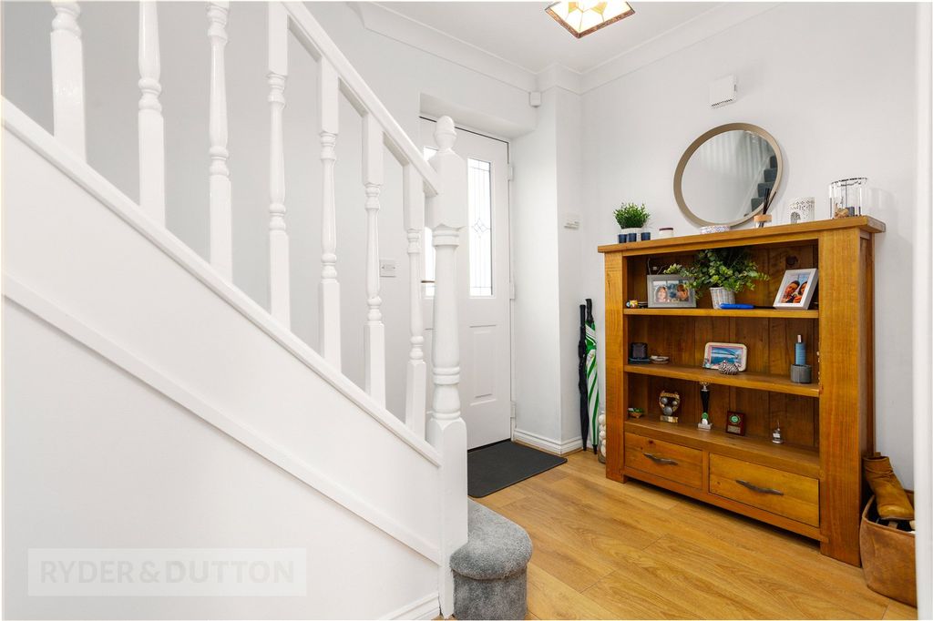 Property photo 3 of 25 Picture No. 48