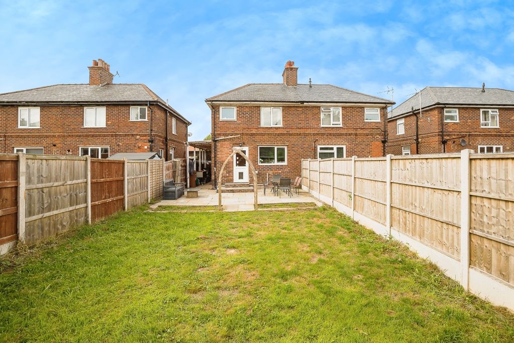 Property photo 2 of 17 Photo
