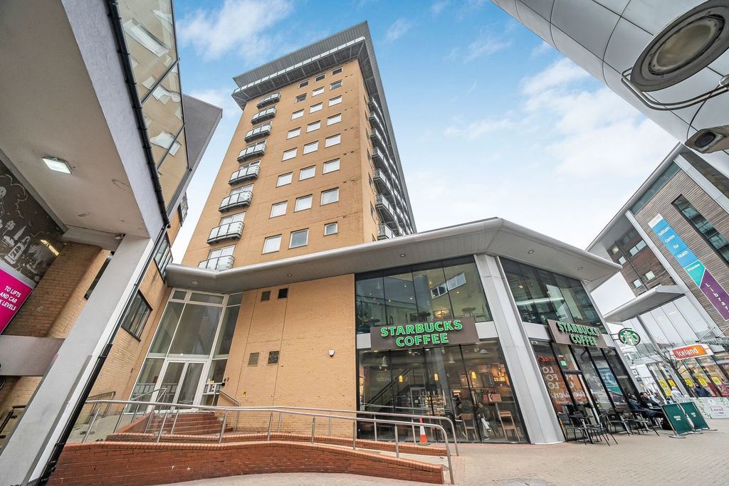 Property photo 1 of 20