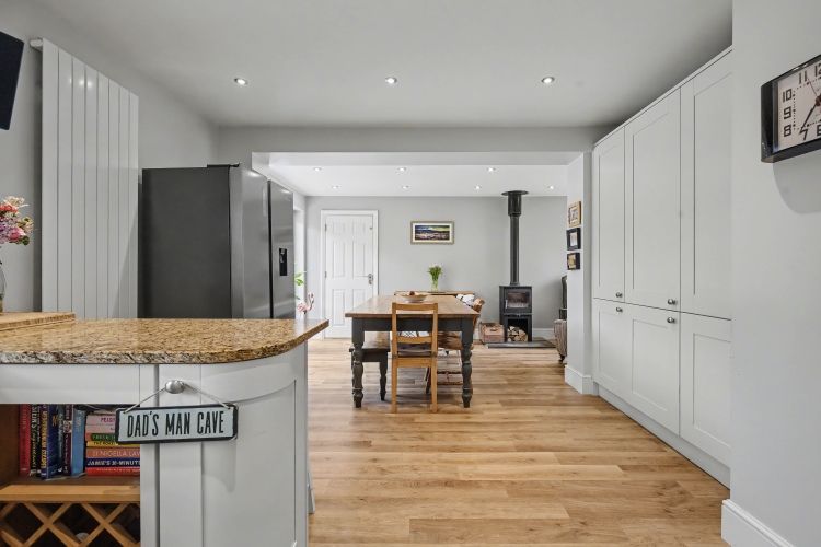 Property photo 3 of 19 326865