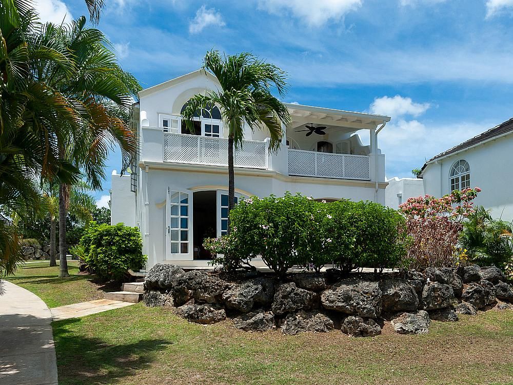 Property photo 1 of 8