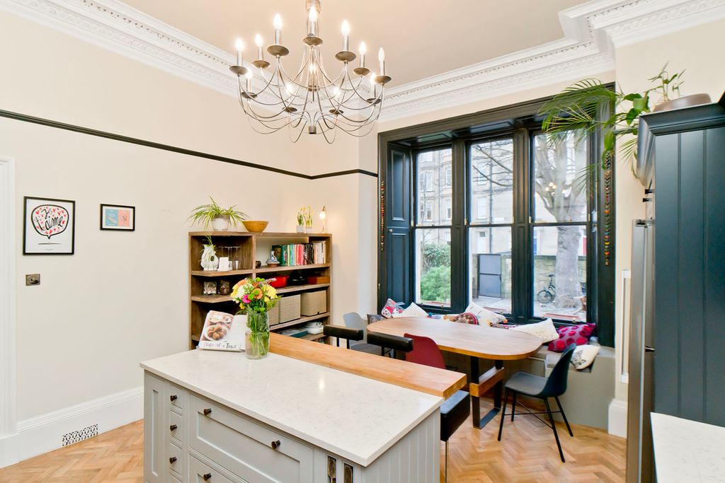 Additional image 6 of 3 bed flat for saleMerchiston Crescent, Edinburgh EH10